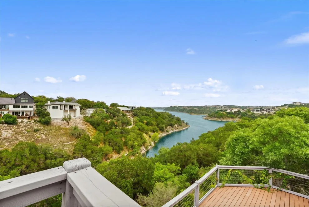 Unit for sale at 19426 Fisher LN, Spicewood, TX 78669