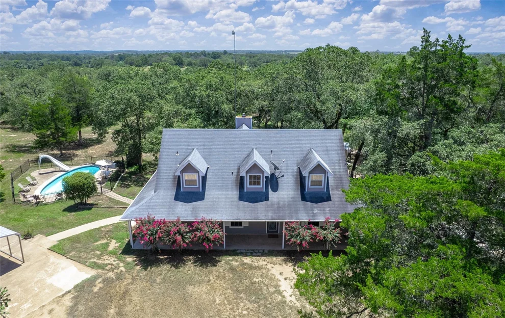 Unit for sale at 153 Ironstone RD, Smithville, TX 78957