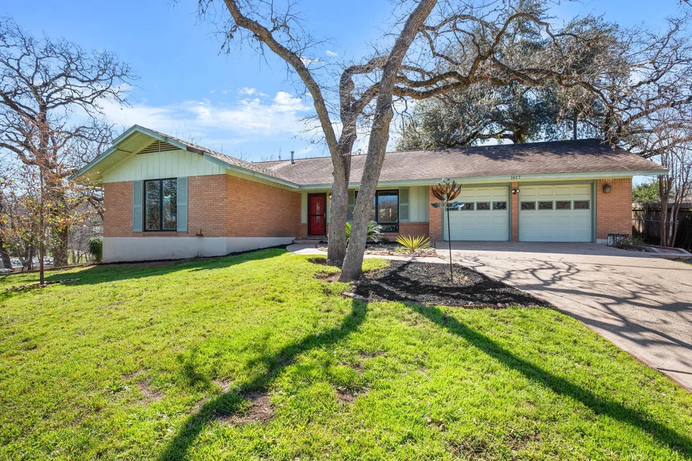 Unit for sale at 1617 Elmhurst DR, Austin, TX 78741
