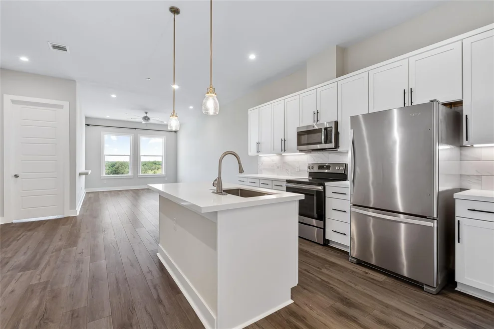 Unit for sale at 4507 E Martin Luther King Junior BLVD, Austin, TX 78721