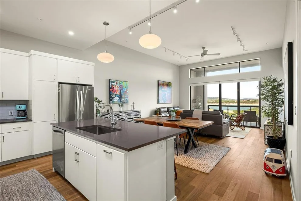 Unit for sale at 5921 Hiline RD, Austin, TX 78734