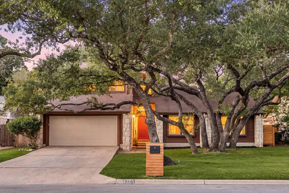 Unit for sale at 6702 Fireoak DR, Austin, TX 78759