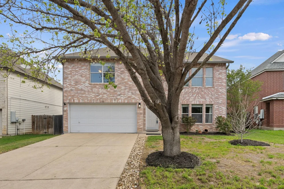 Unit for sale at 1703 Balsam WAY, Round Rock, TX 78665