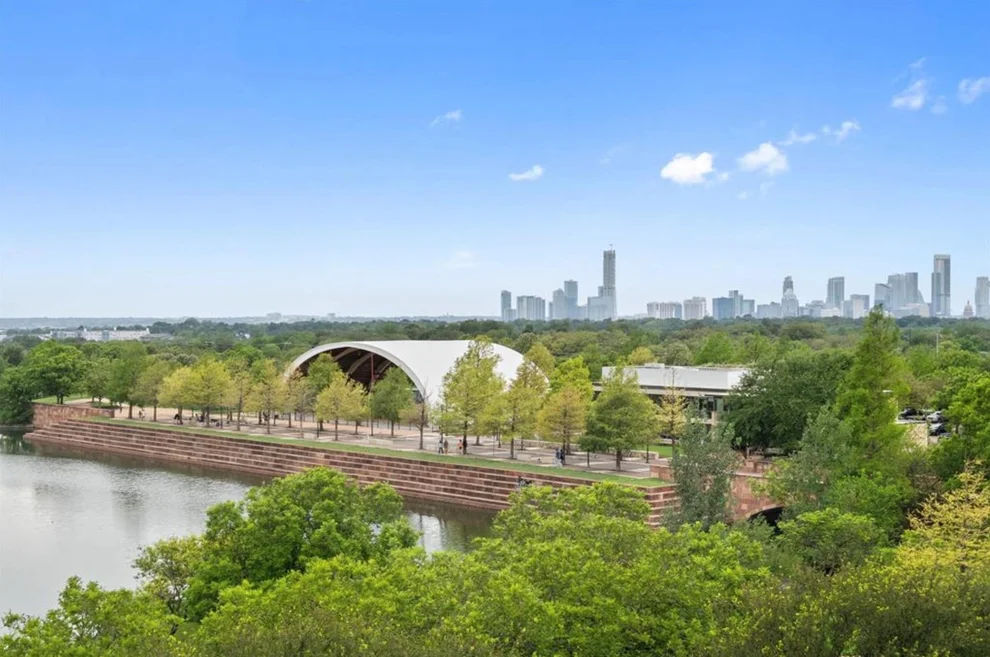 Unit for sale at 1701 Simond Ave, Austin, TX 78723