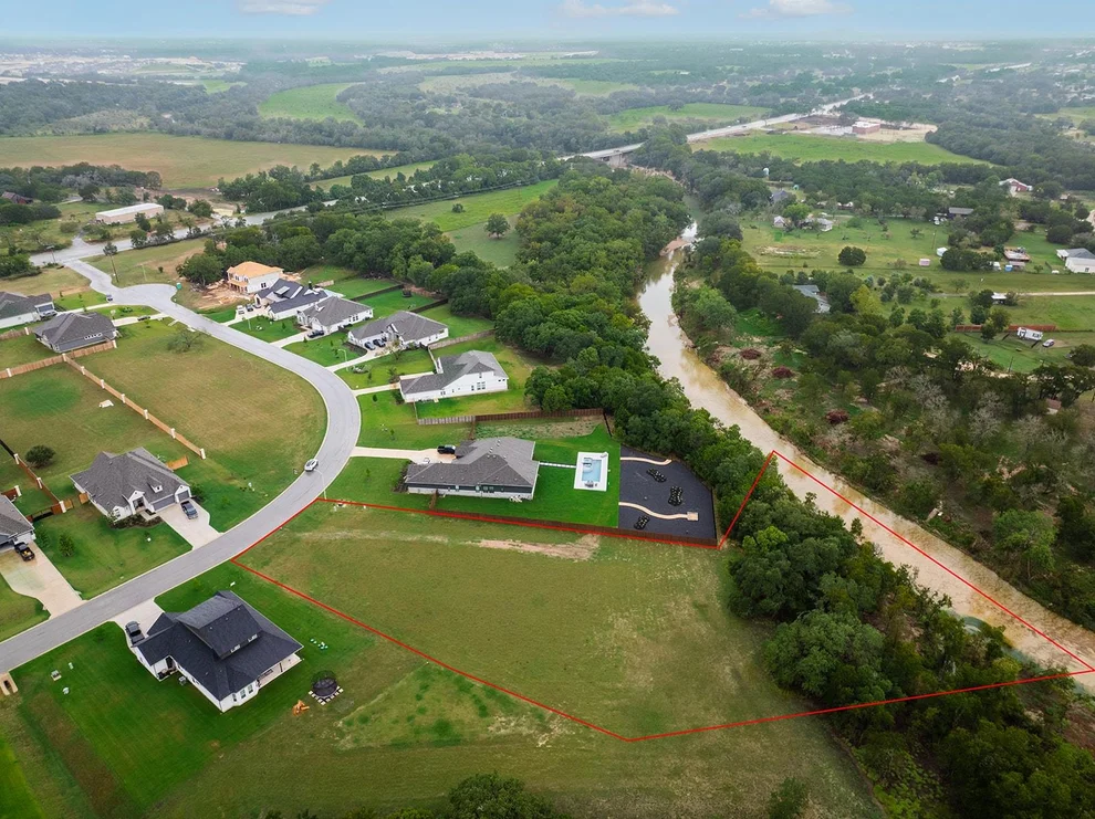 Unit for sale at 160 McNaughton DR, Liberty Hill, TX 78642