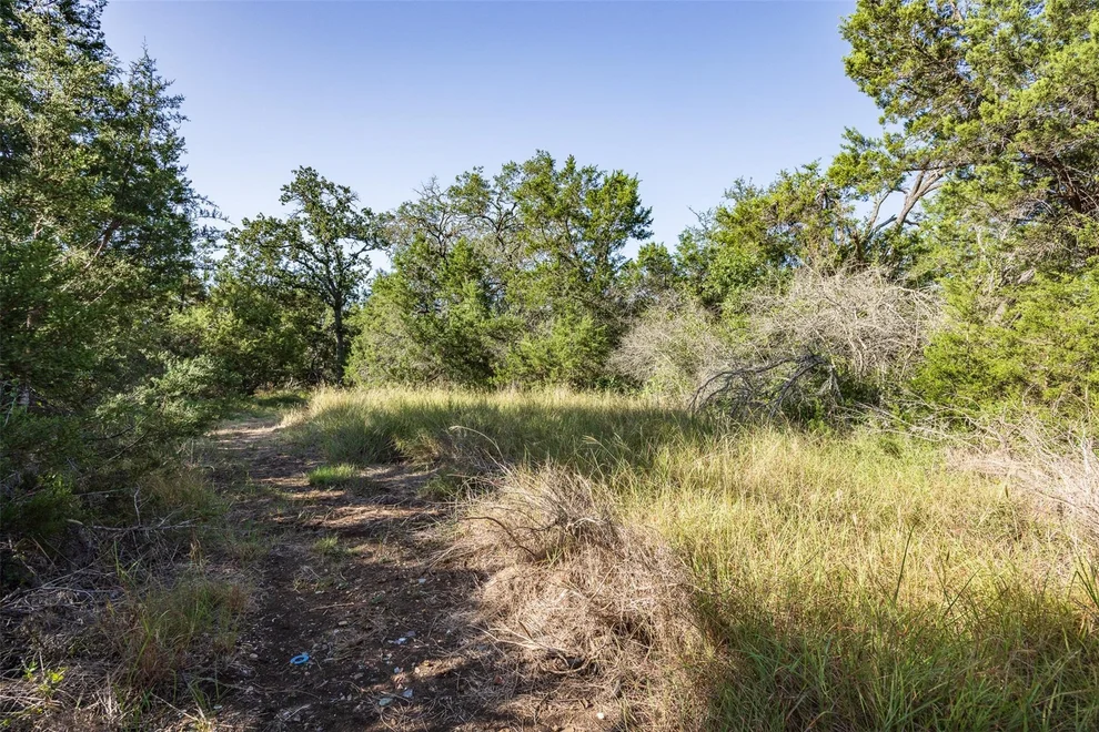 Unit for sale at 2105 Chaparral Park RD, Manchaca, TX 78652