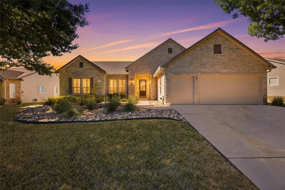 Unit for sale at 128 Crepe Myrtle LN, Georgetown, TX 78633