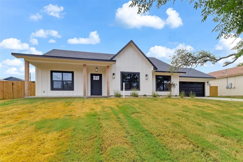 Unit for sale at 837 Birch LN, Cottonwood Shores, TX 78657
