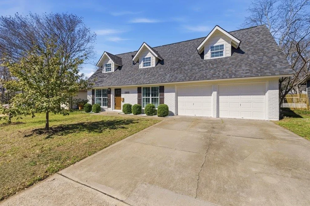 Unit for sale at 8100 Stillwood LN, Austin, TX 78757