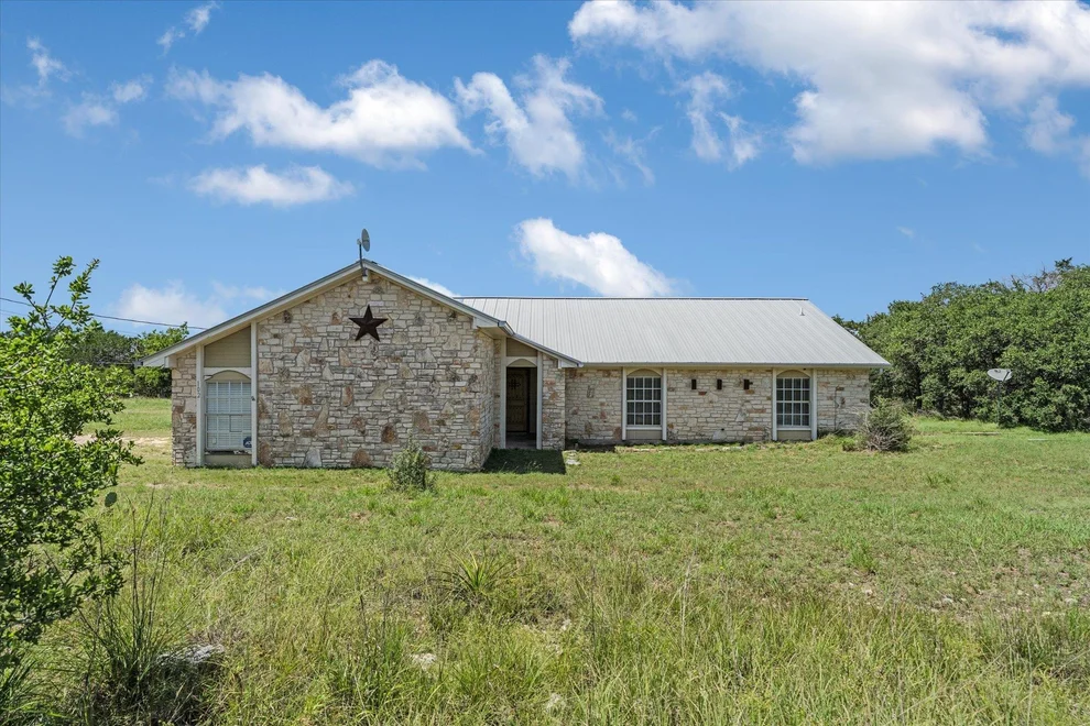 Unit for sale at 102 Rocky Creek RD, Dripping Springs, TX 78620