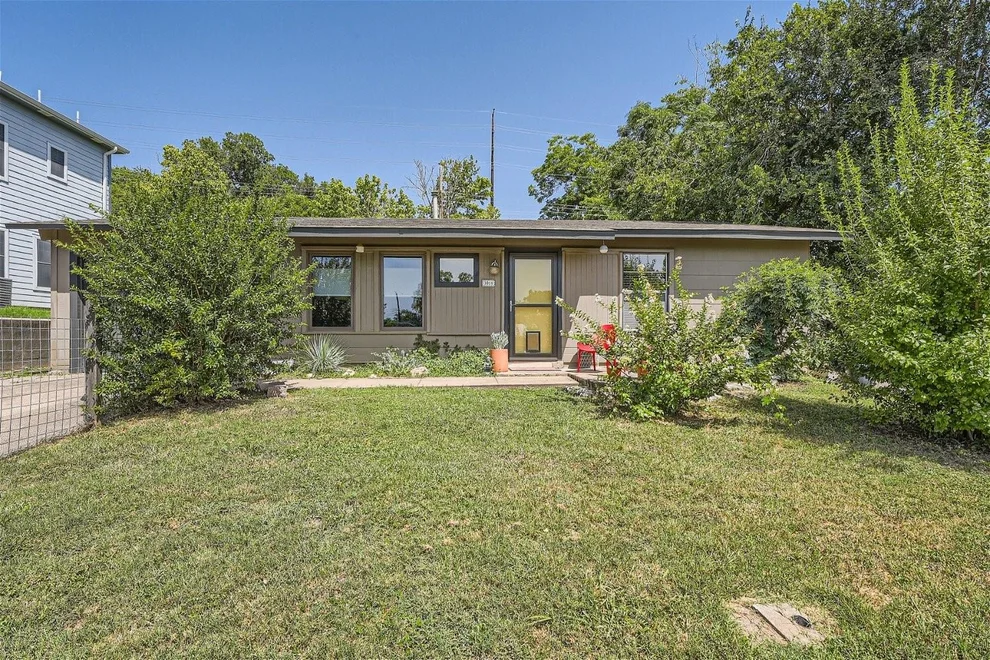 Unit for sale at 3011 Garden Villa LN, Austin, TX 78704