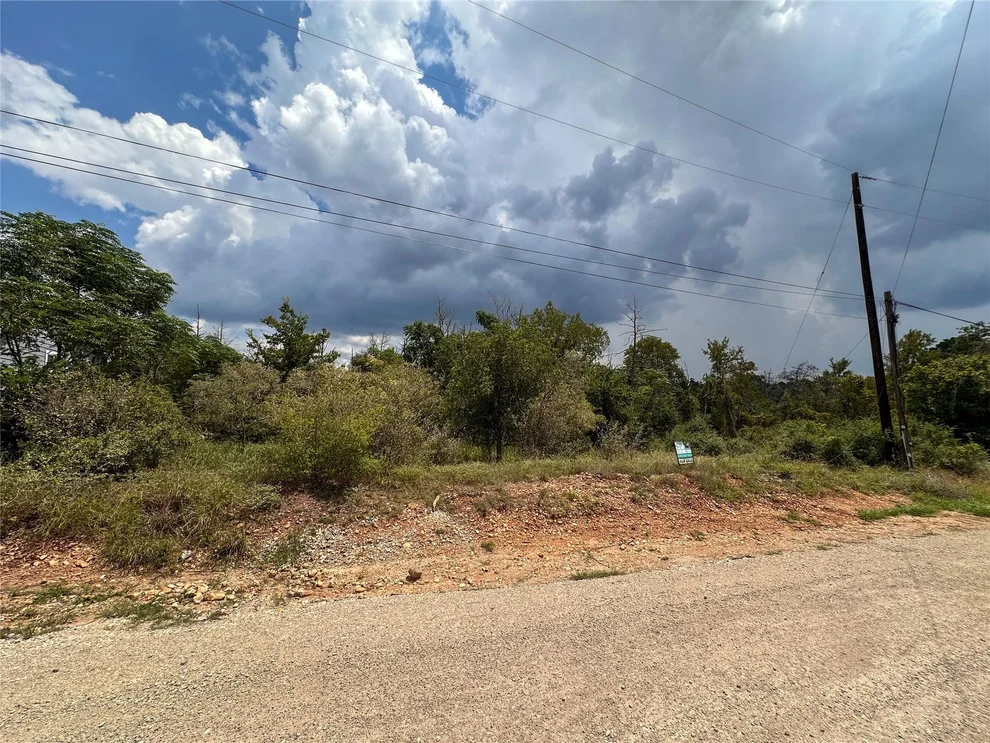 Unit for sale at 241 Hanauma DR, Bastrop, TX 78602