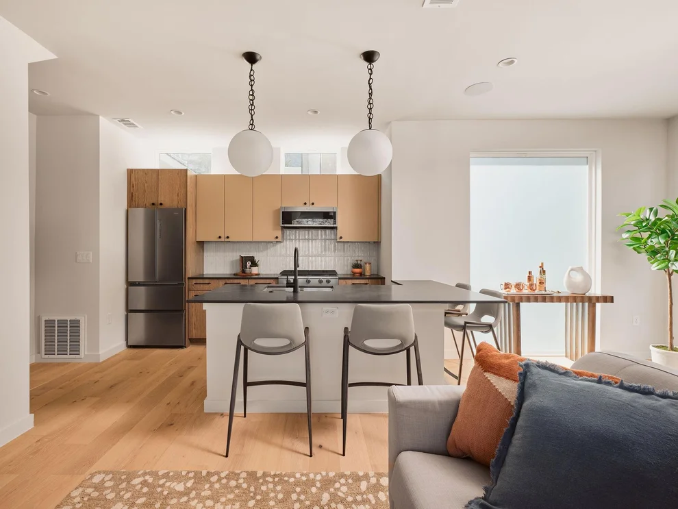 Unit for sale at 1404 Garden ST, Austin, TX 78702