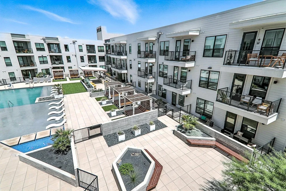 Unit for sale at 1701 Simond Ave, Austin, TX 78723
