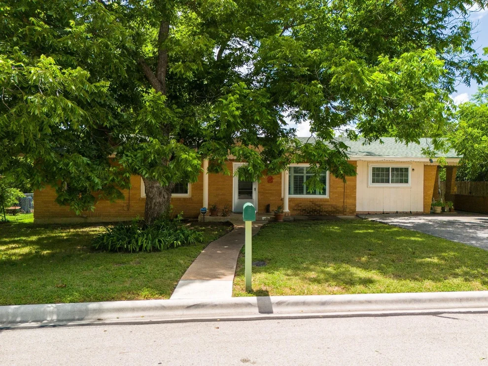 Unit for sale at 700 Lewis DR, Burnet, TX 78611