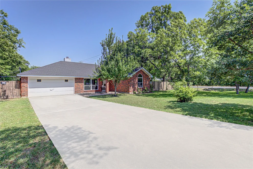 Unit for sale at 11511 Sombrero DR, Austin, TX 78748