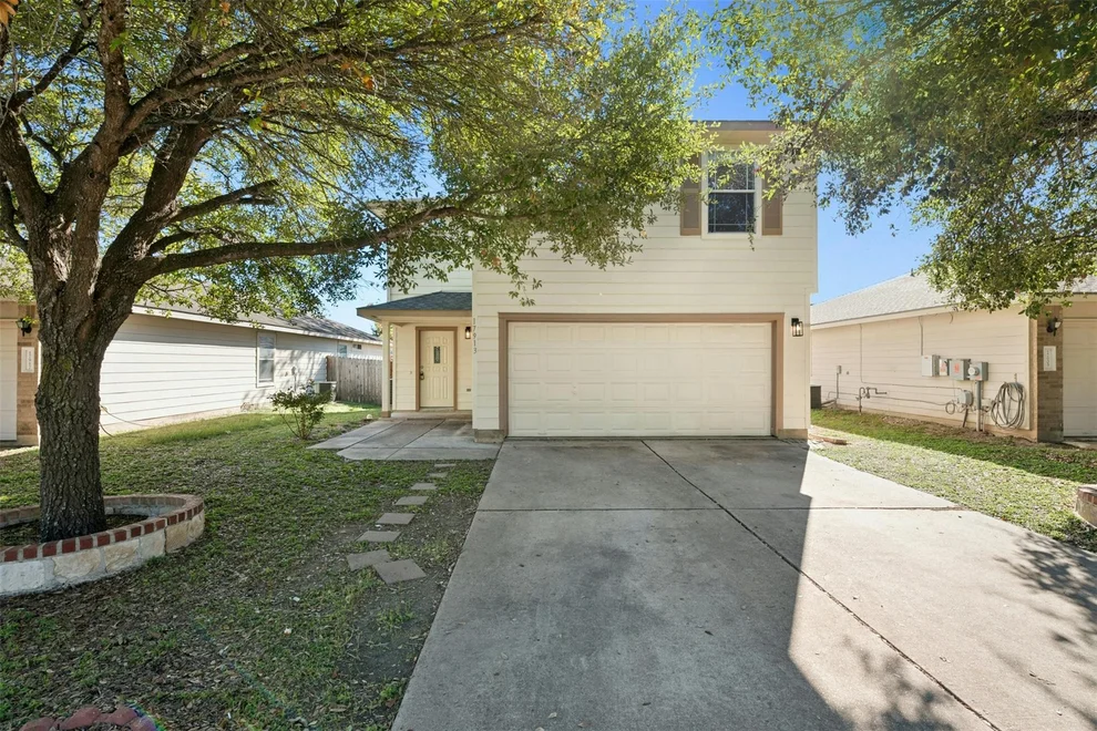 Unit for sale at 17913 Honey Locust LN, Elgin, TX 78621