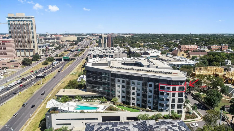 Unit for sale at 800 Embassy DR, Austin, TX 78702