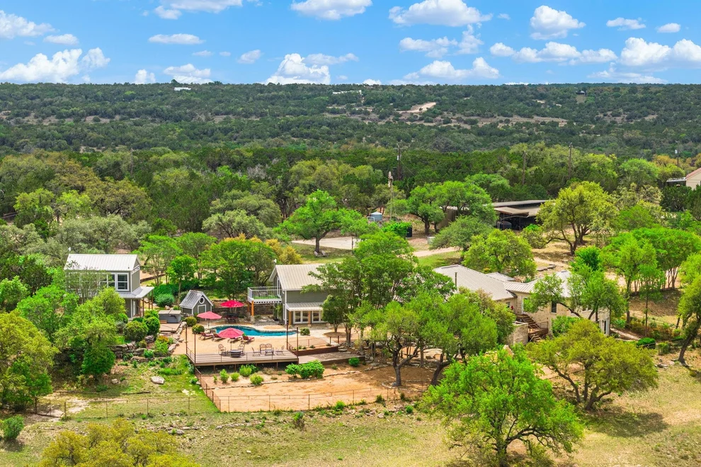Unit for sale at 100 Rainbow's End, Wimberley, TX 78676