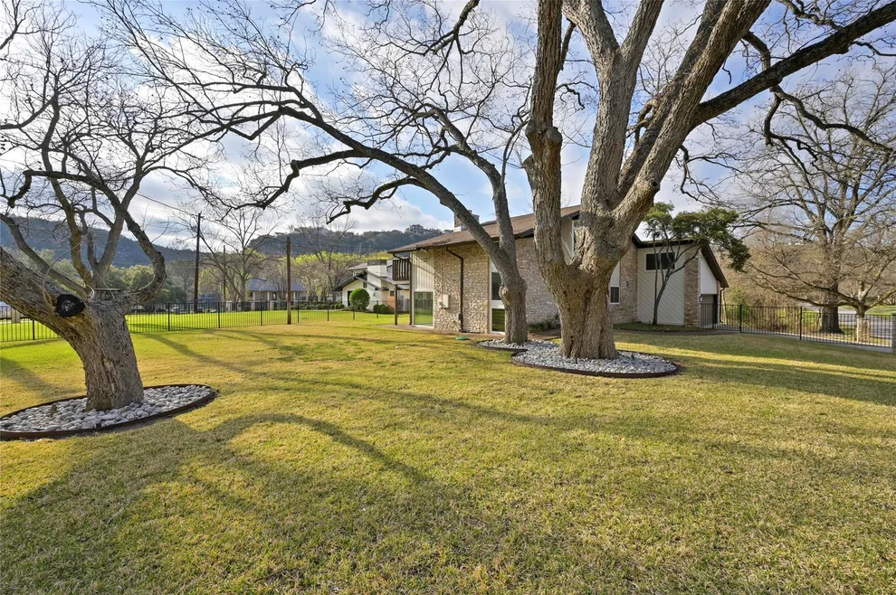 Unit for sale at 2503 Manana ST, Austin, TX 78730