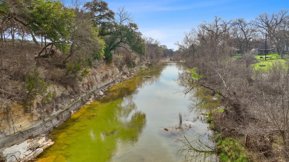 Unit for sale at 1395 CR 207 RD, Liberty Hill, TX 78642