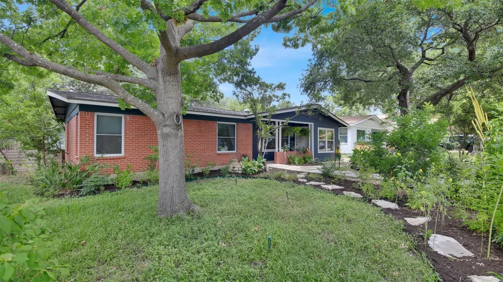 Unit for sale at 7610 Gault ST, Austin, TX 78757