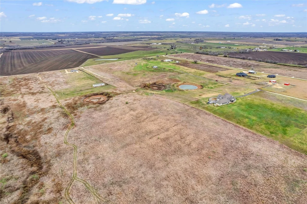 Unit for sale at 634 County Road 451, Coupland, TX 78615