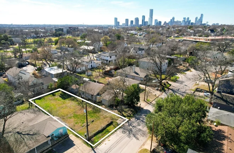 Unit for sale at 2707 Zaragosa ST, Austin, TX 78702