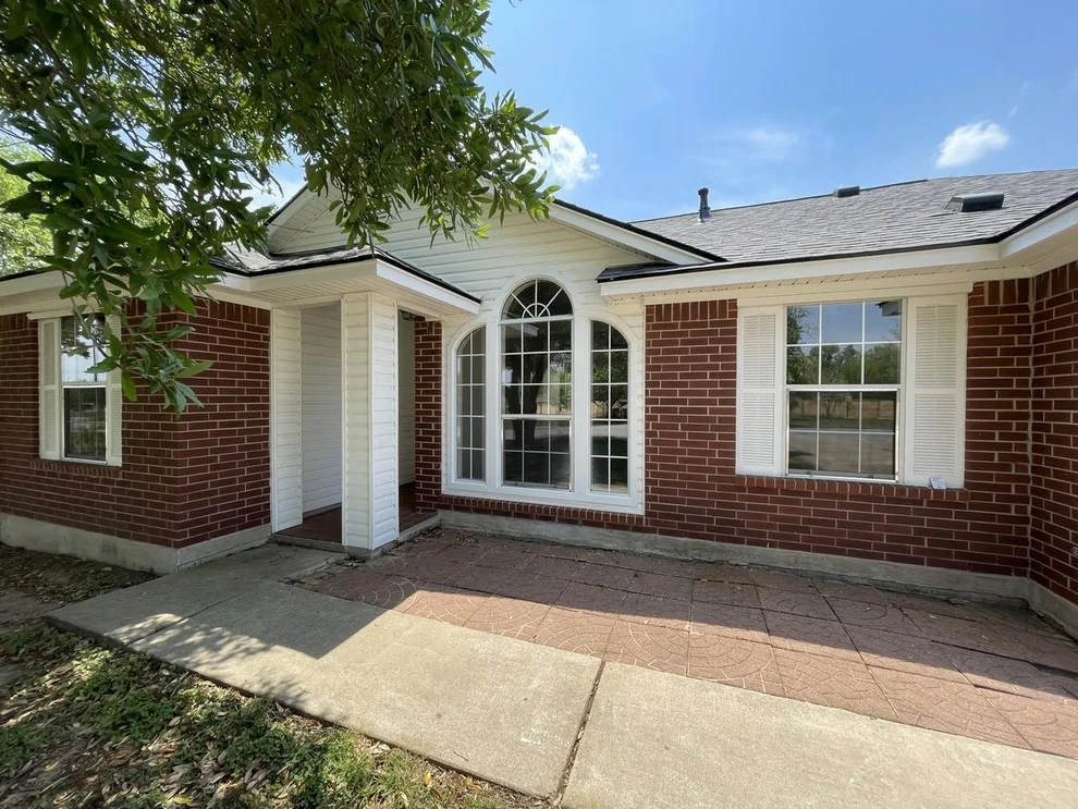 Unit for sale at 1505 Saint Croix LN, Pflugerville, TX 78660