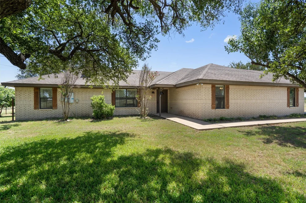Unit for sale at 349 Seven Ranch RD, Salado, TX 76571