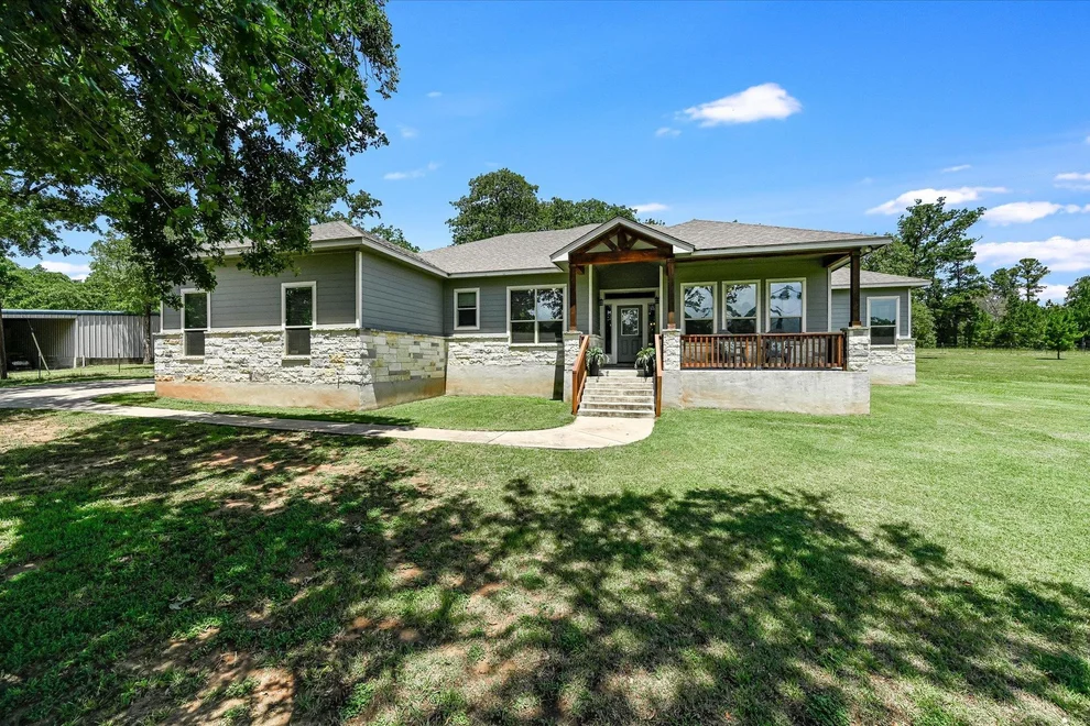 Unit for sale at 141 N Buckhorn DR, Bastrop, TX 78602