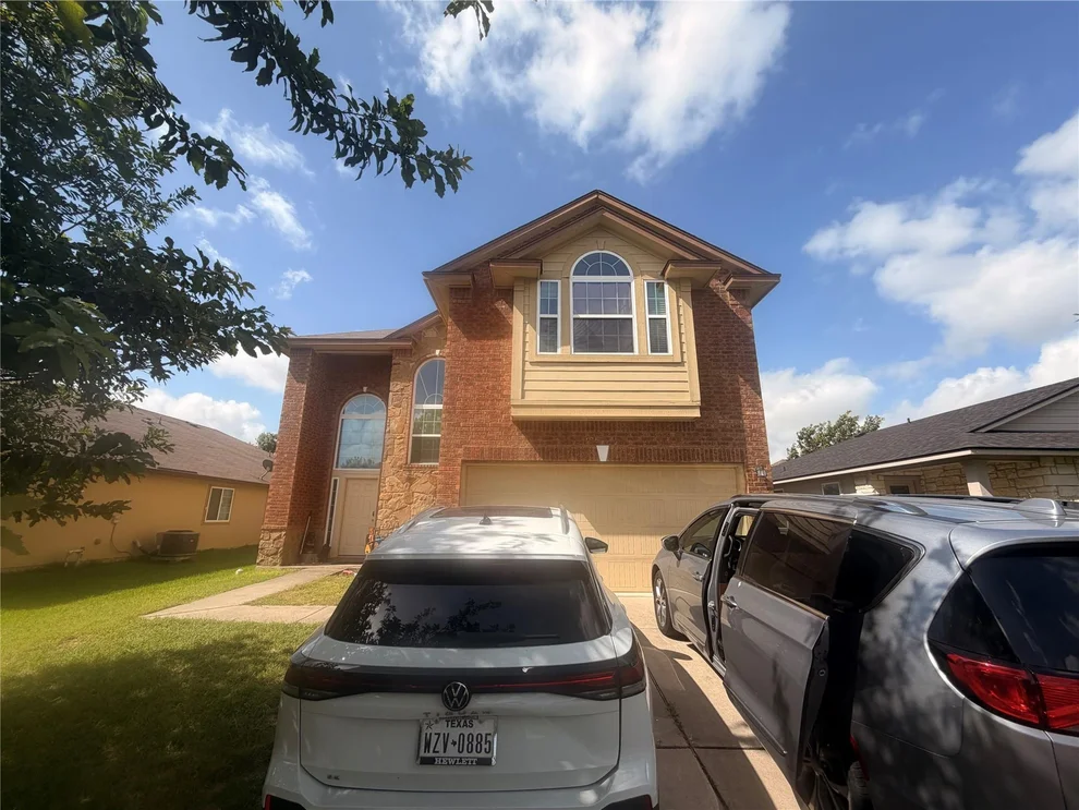 Unit for sale at 124 Langtry LN, Jarrell, TX 76537