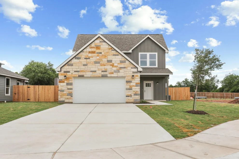 Unit for sale at 325 String Prairie Way Lot 12, Smithville, TX 78957