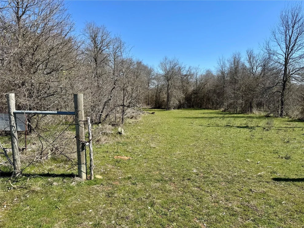 Unit for sale at 000 County Road 418A RD, Bartlett, TX 76511