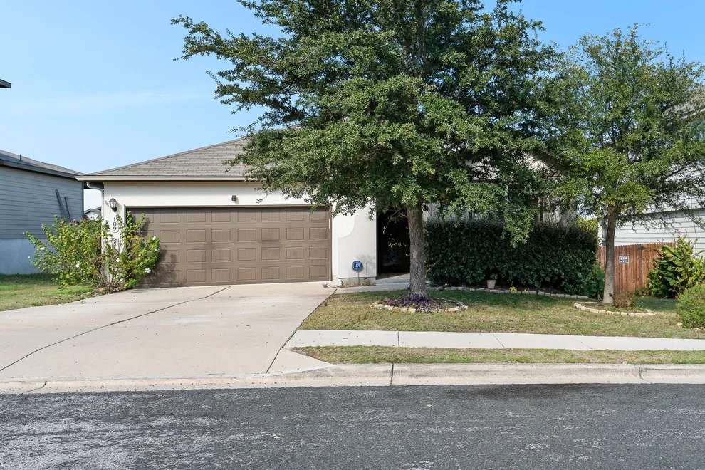 Unit for sale at 109 Milestone RD, Liberty Hill, TX 78642
