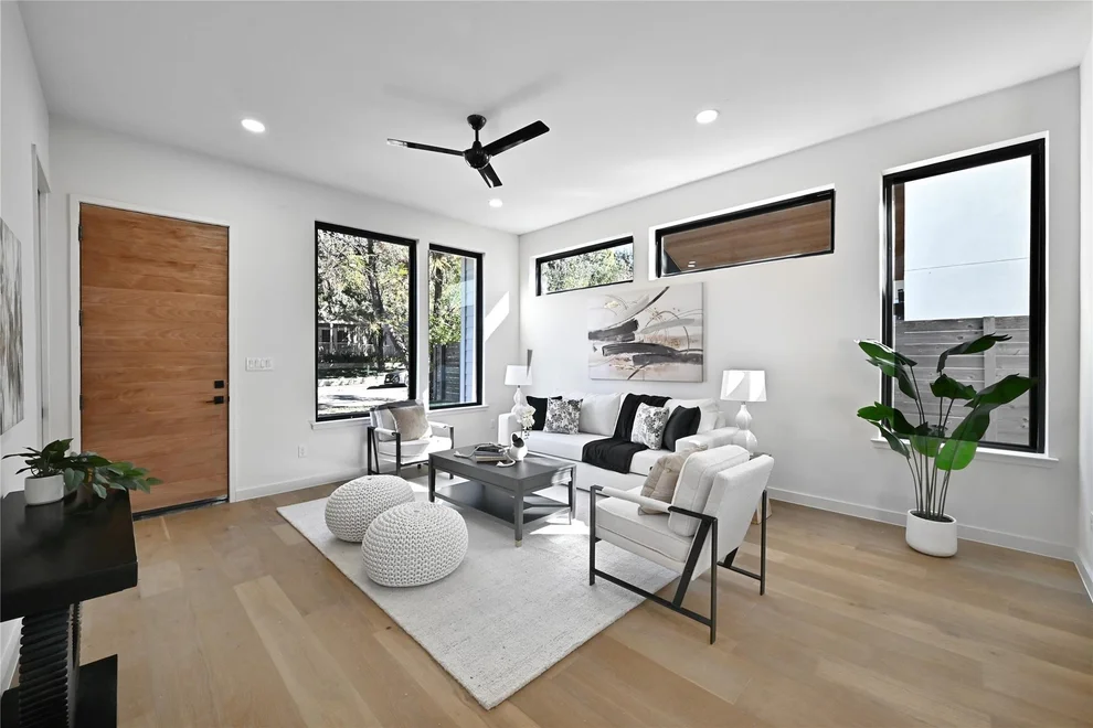 Unit for sale at 2717 Lyons RD, Austin, TX 78702