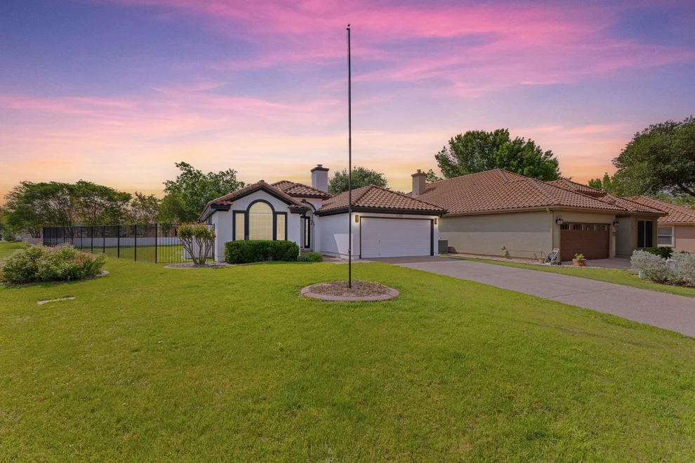 Unit for sale at 30388 Ledgemont LN, Georgetown, TX 78628