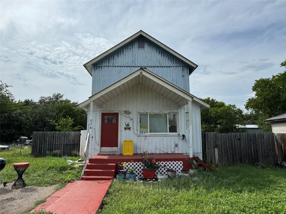Unit for sale at 574 Eastern Ave, Bertram, TX 78605