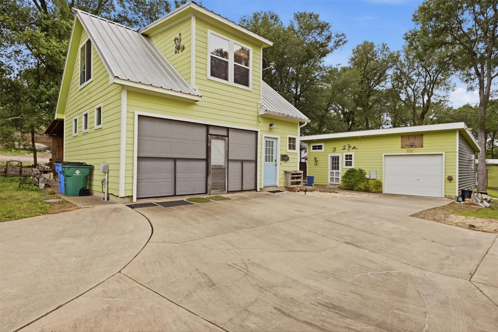Unit for sale at 364 Old 71, Cedar Creek, TX 78612