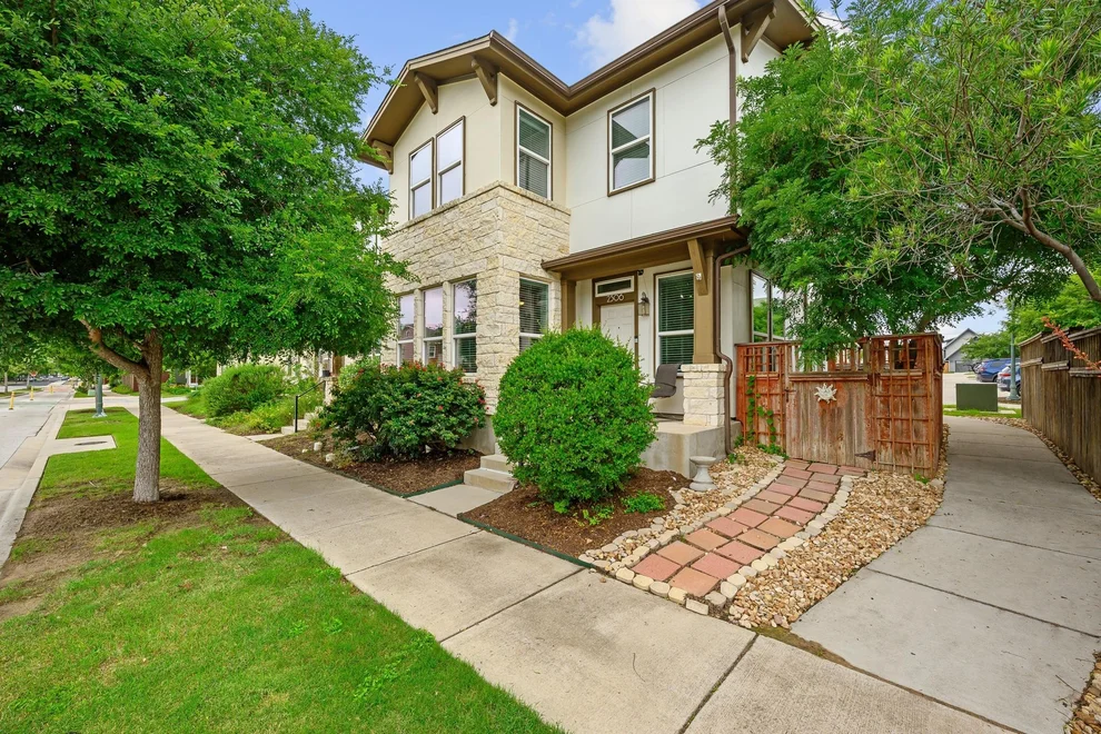 Unit for sale at 2506 Zach Scott ST, Austin, TX 78723