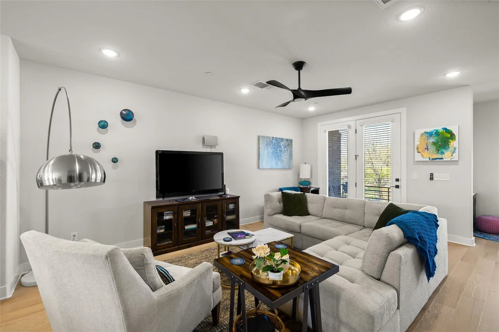 Unit for sale at 200 W 56th ST, Austin, TX 78751