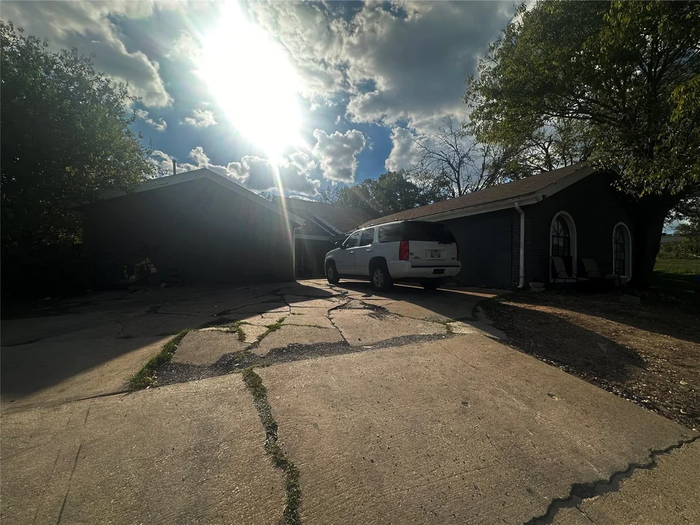 Unit for sale at 5101 Purple Sage DR, Austin, TX 78724