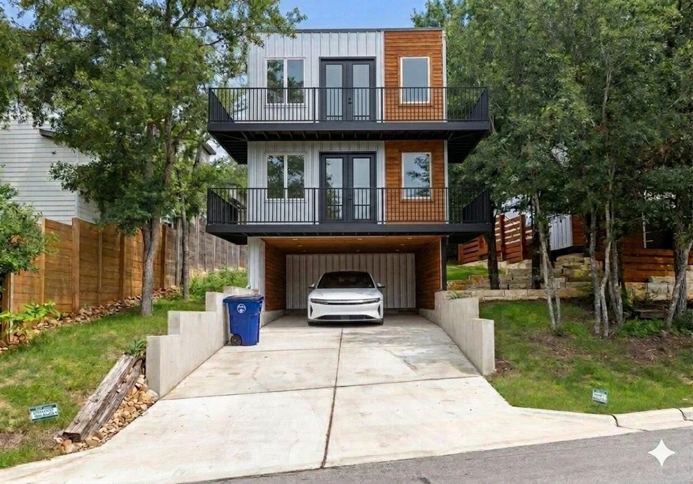 Unit for sale at 1134 Lott Ave, Austin, TX 78721