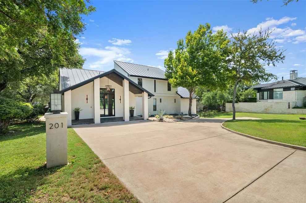 Unit for sale at 201 CROSS BOW, Horseshoe Bay, TX 78657