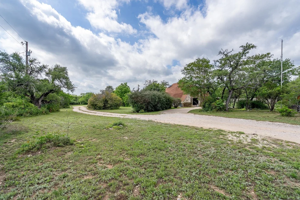 Unit for sale at 684 Indian Oaks, Liberty Hill, TX 78642