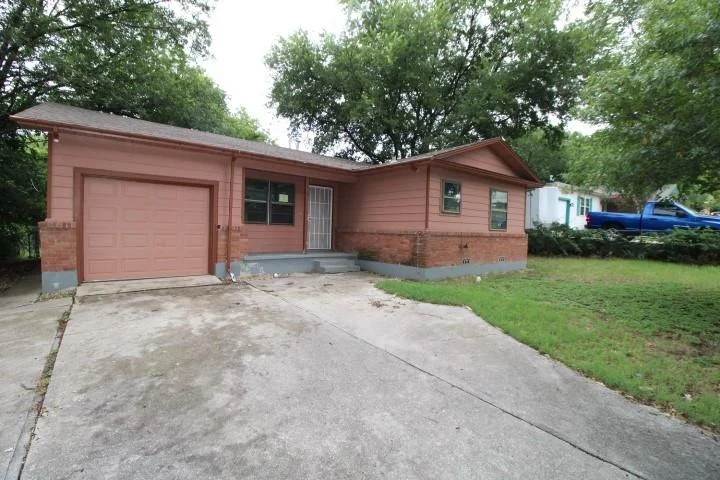 Unit for sale at 313 Elm ST, Copperas Cove, TX 76522
