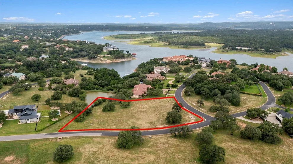 Unit for sale at 25701 Cliff CIR, Spicewood, TX 78669