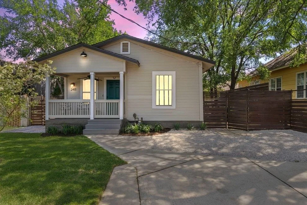 Unit for sale at 2411 E 10th ST, Austin, TX 78702