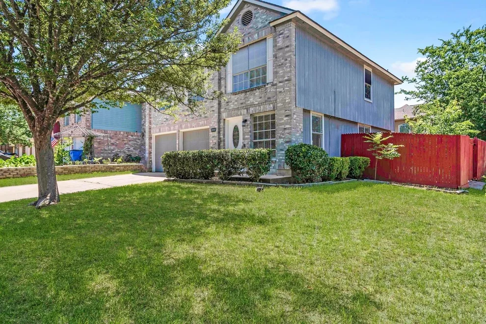 Unit for sale at 800 Smoke Signal PASS, Pflugerville, TX 78660