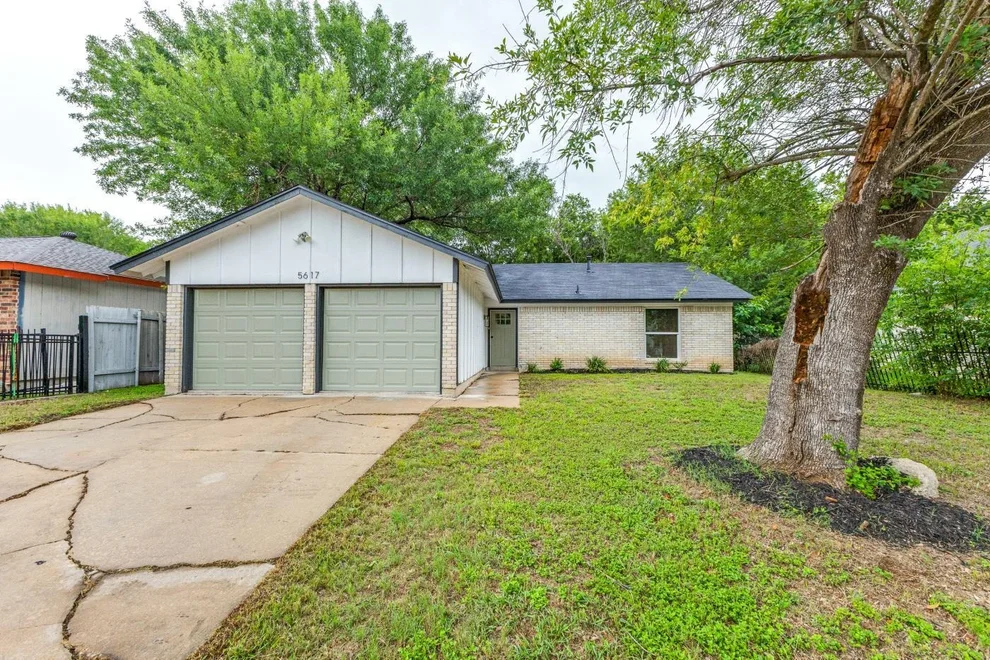 Unit for sale at 5617 Tallow Tree DR, Austin, TX 78744